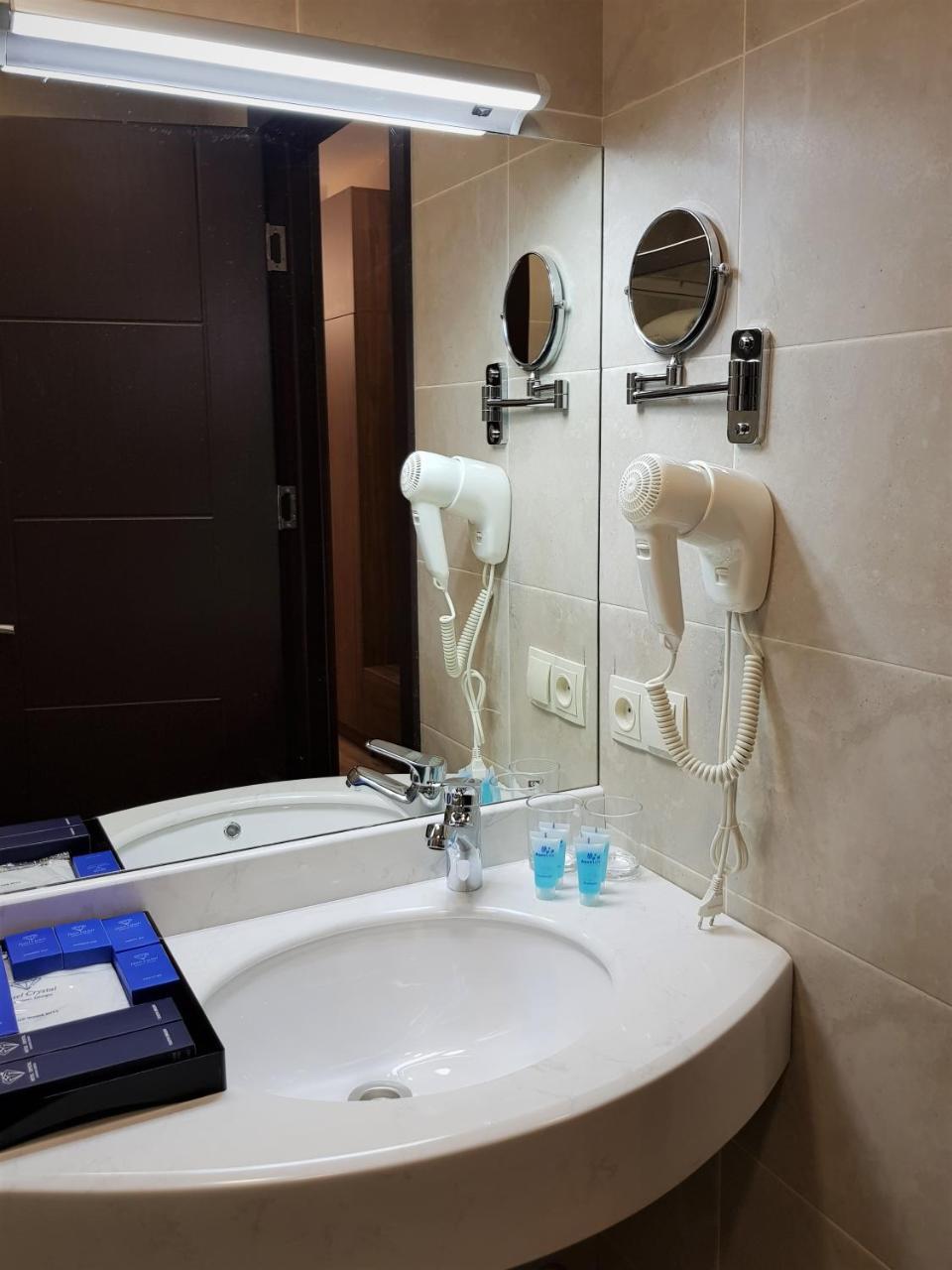 Crystal Resort Bakuriani Bagian luar foto